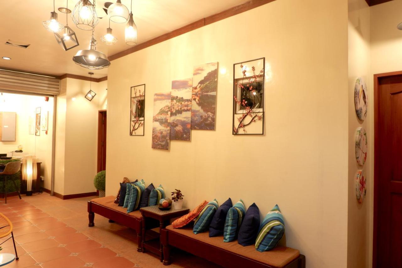 The Runway Inn - Mactan Cebu Lapu-Lapu City Exteriör bild